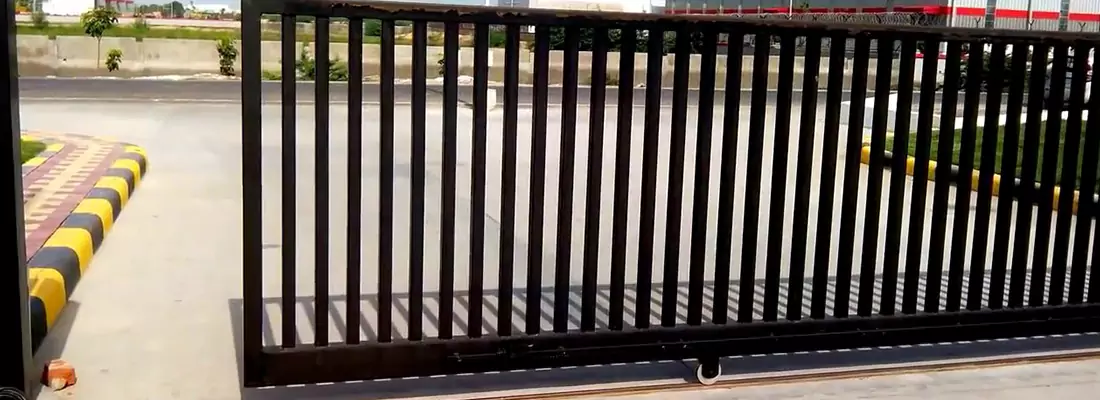 Commercial Automatic Sliding Repair and Maintenance in The Crossings, FL